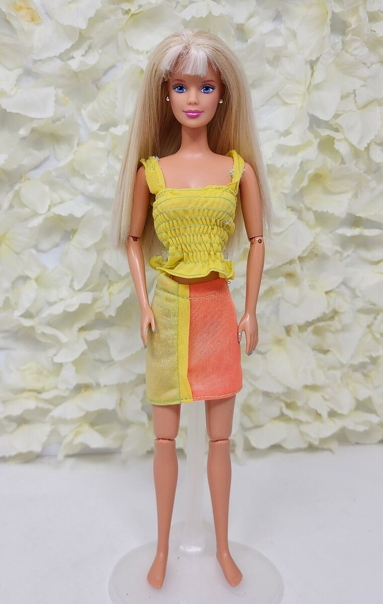 Best of Blonde barbie with bangs