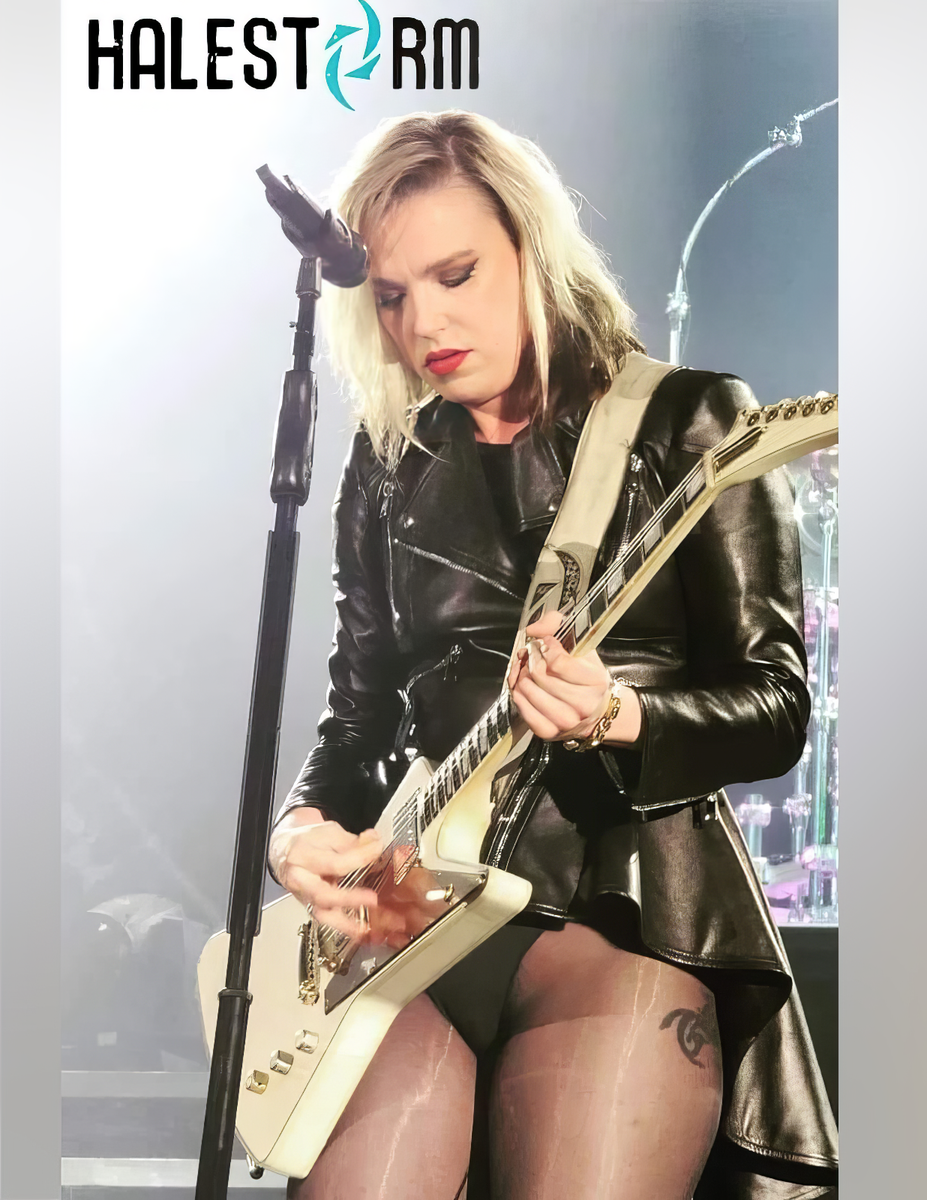 cory adkins recommends lzzy hale nude pic