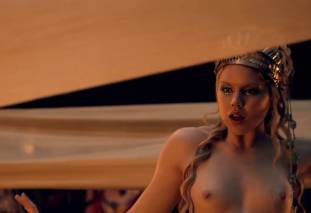 nude women in spartacus