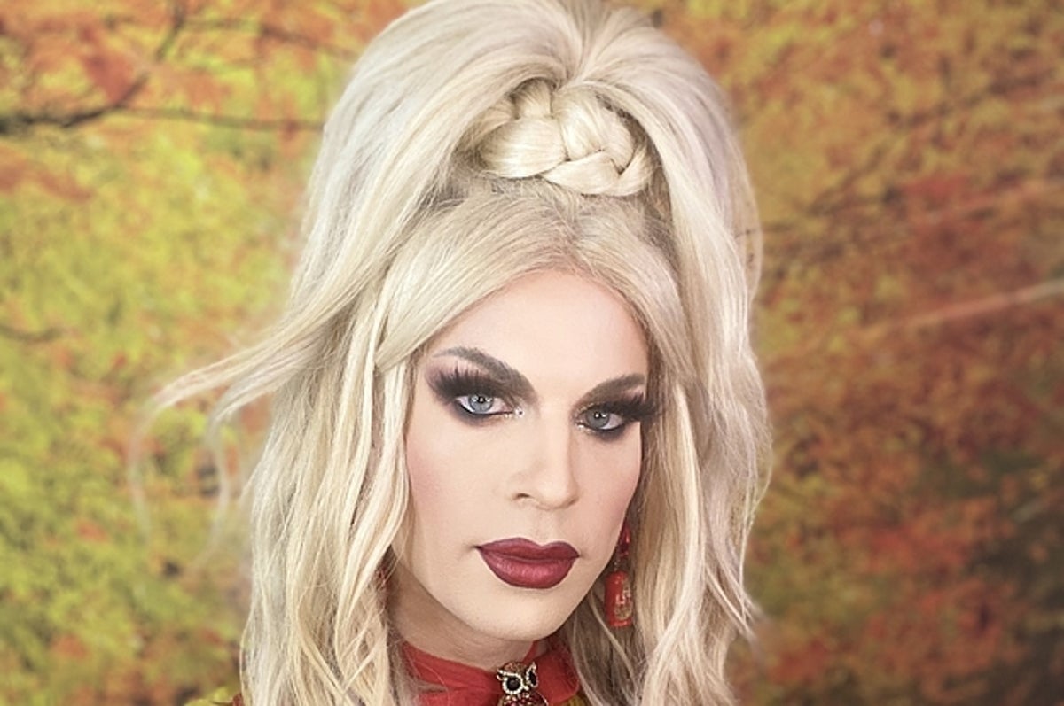 daniel hershberger recommends katya goth pic