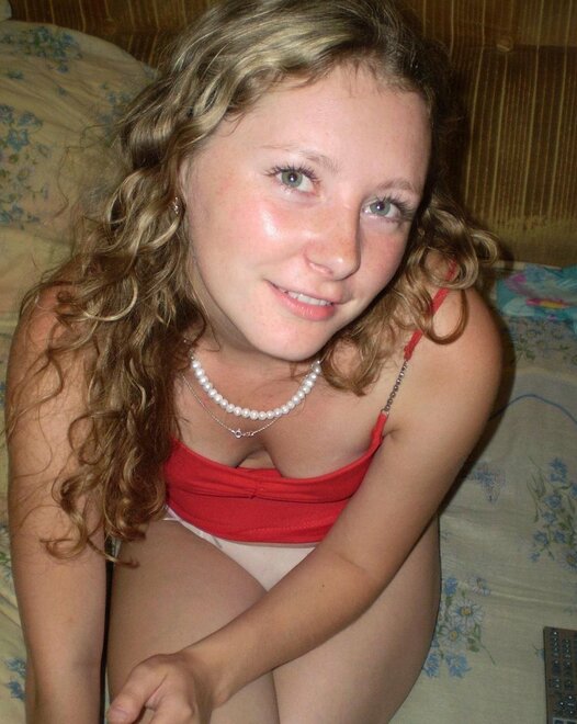 Downblouse Cuties manitowoc wi